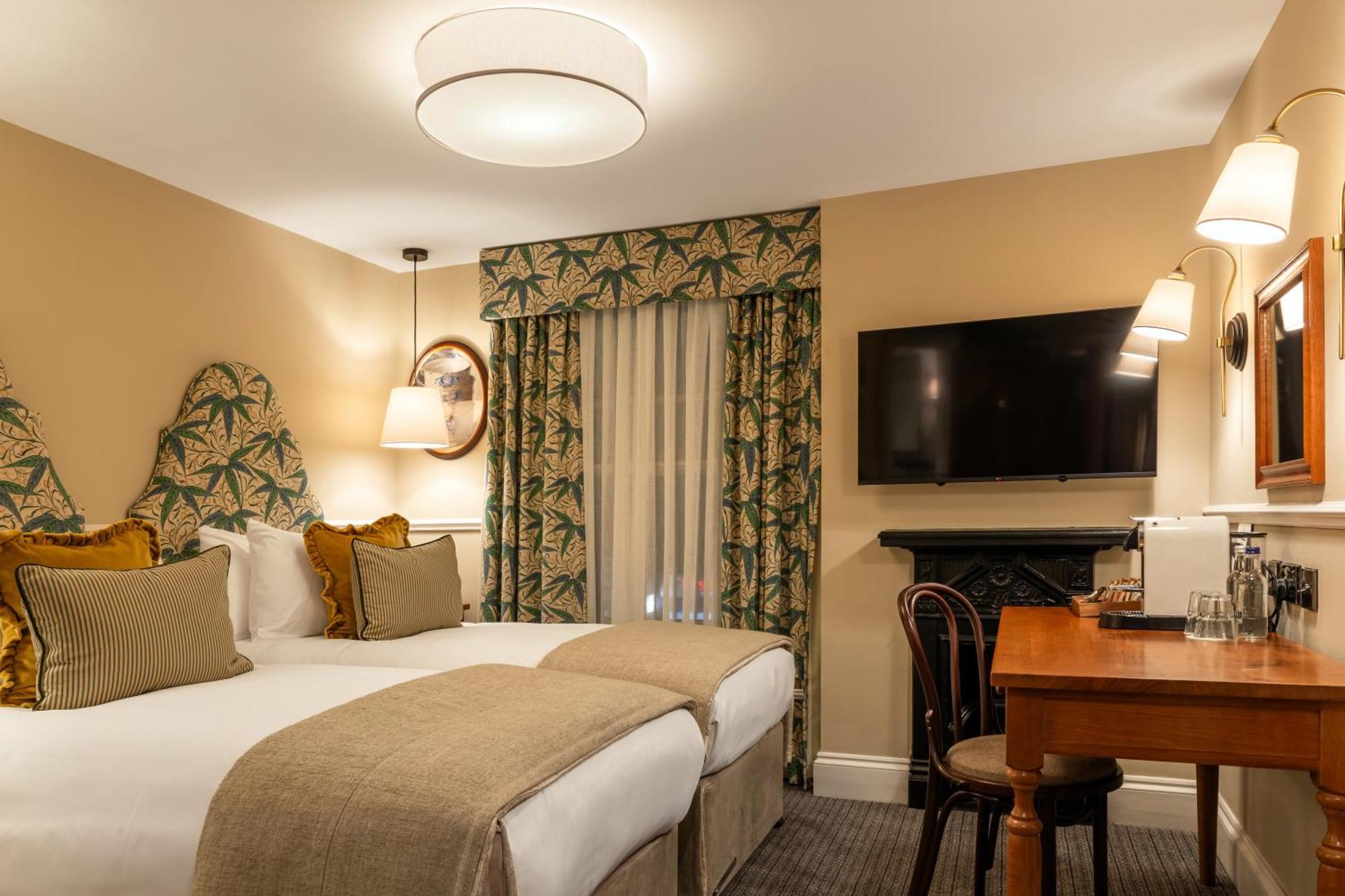 לונדון The Drayton Court Hotel מראה חיצוני תמונה