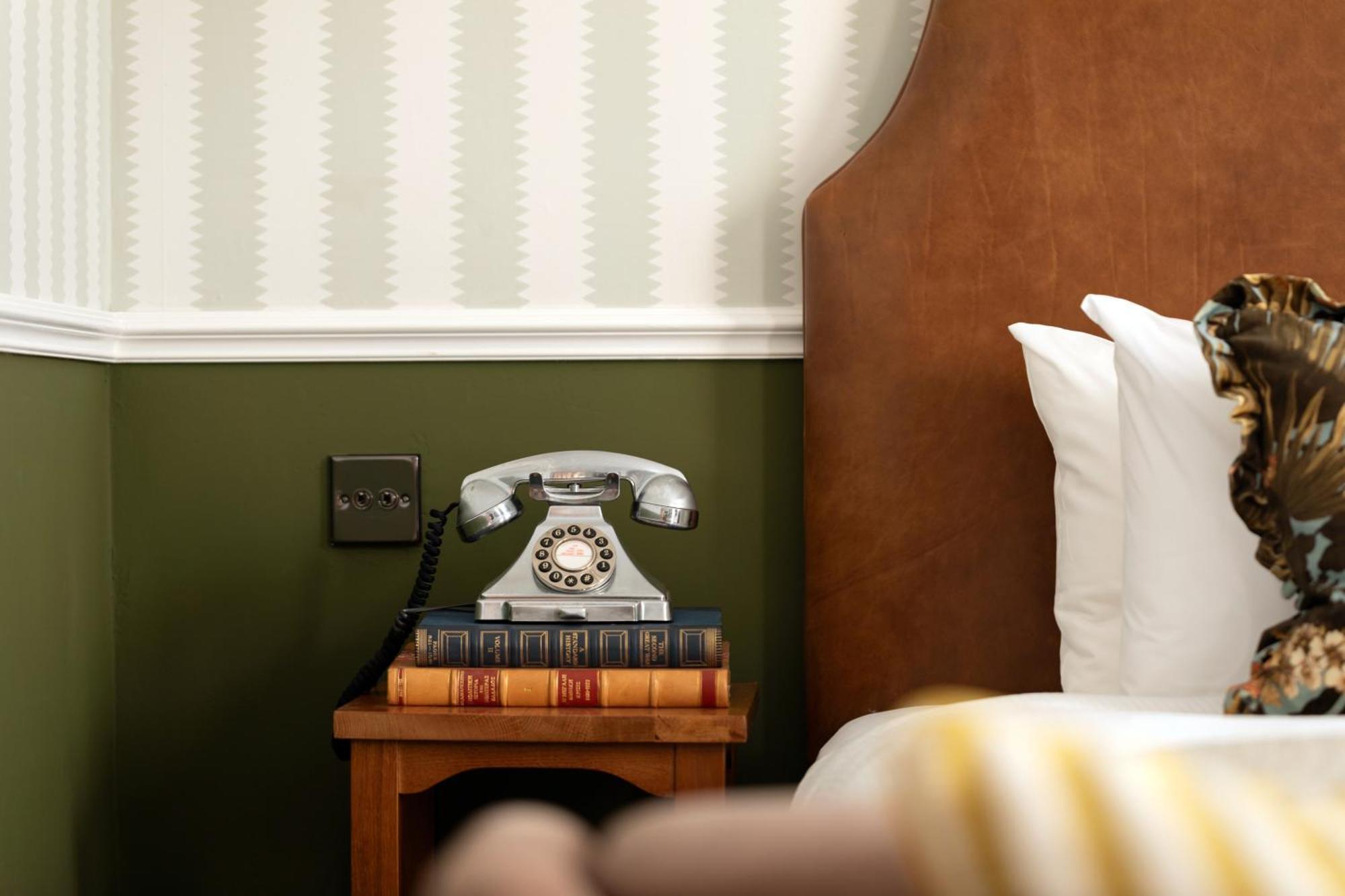לונדון The Drayton Court Hotel מראה חיצוני תמונה