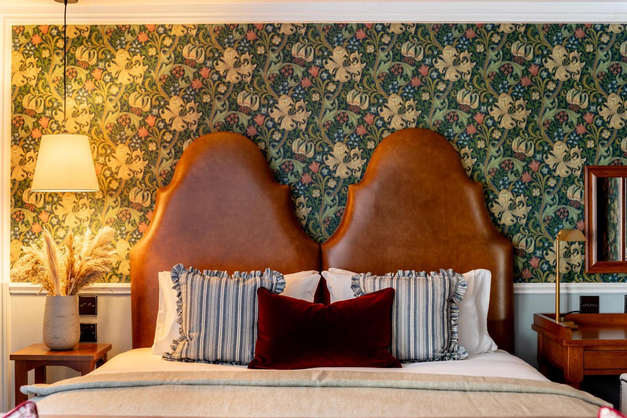 לונדון The Drayton Court Hotel מראה חיצוני תמונה